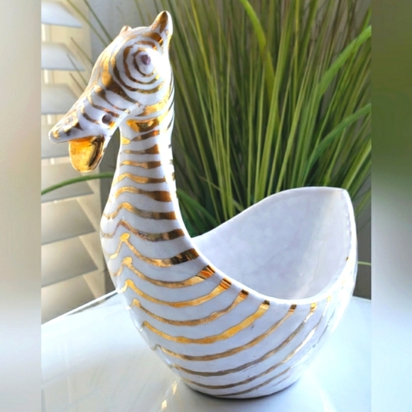 Bitossi Other - VINTAGE BITOSSI/ZEBRA BOWL/ITALY/GOLD ON WHITE